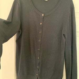 Woman’s Crew Neck Sweater